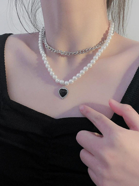 Gothic Heart Chain Choker – Aesthetic Collar Necklace