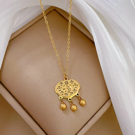 Gold Fu Lock Necklace – Light Luxury Wedding Jewelry
