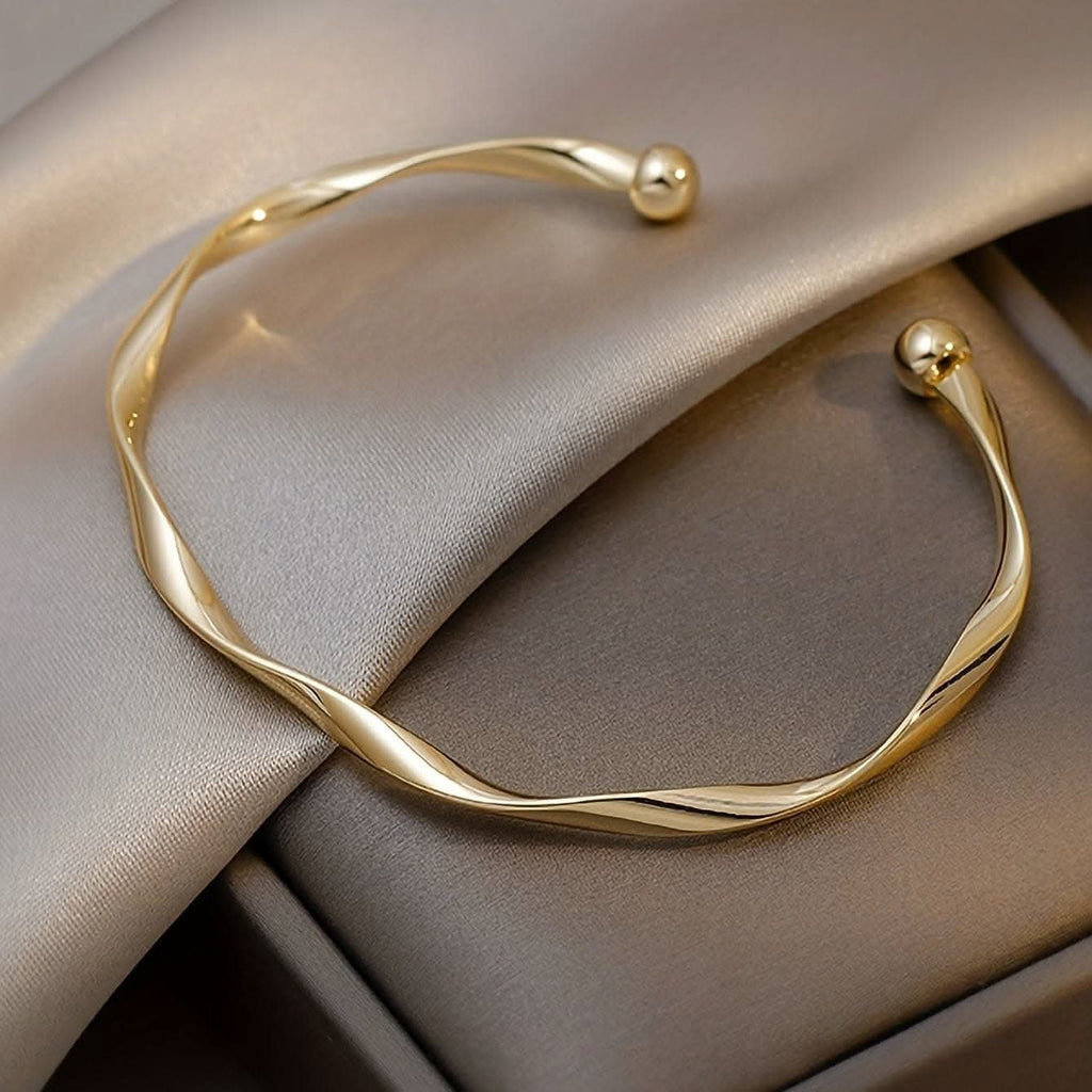Twisted Wire Gold Bracelet Stylish Minimal Women Jewelry