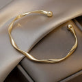 Twisted Wire Gold Bracelet Stylish Minimal Women Jewelry