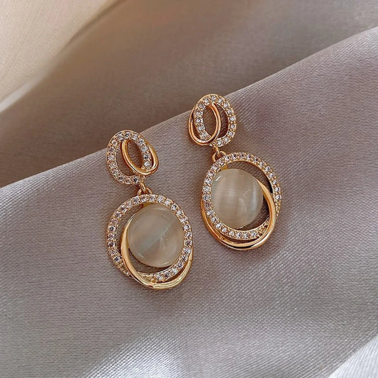 Trendy Contemporary Stud Earrings Stylish Look for Women