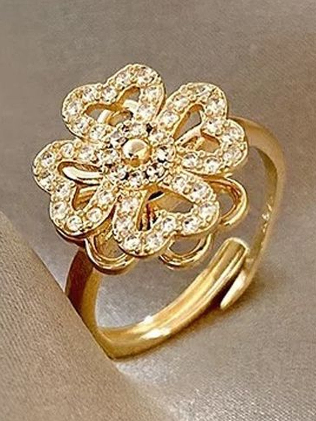 Flowra Gold‑Plated Rotating CZ Clover Adjustable Ring