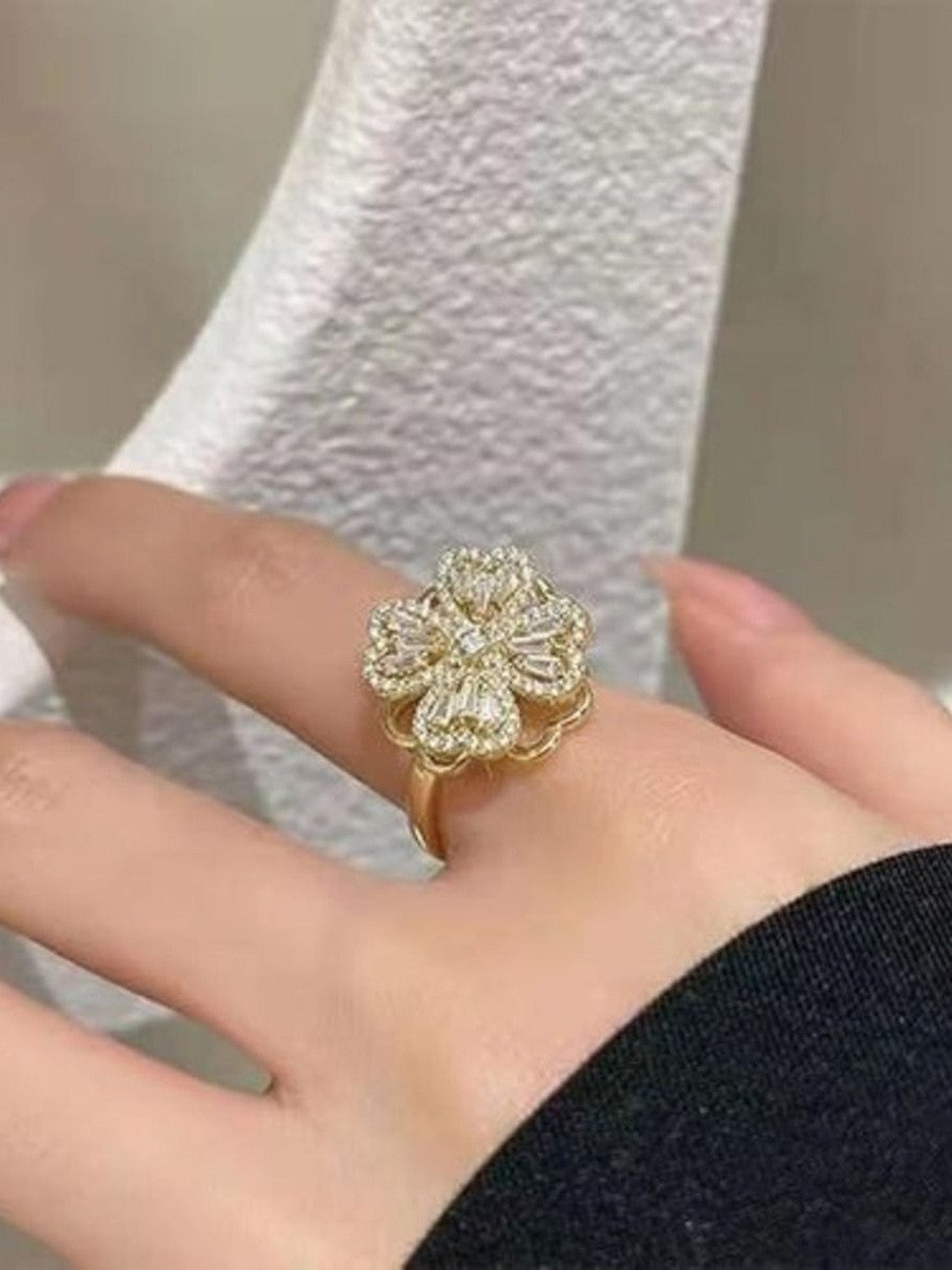 Flowra Gold‑Plated Rotating CZ Clover Adjustable Ring