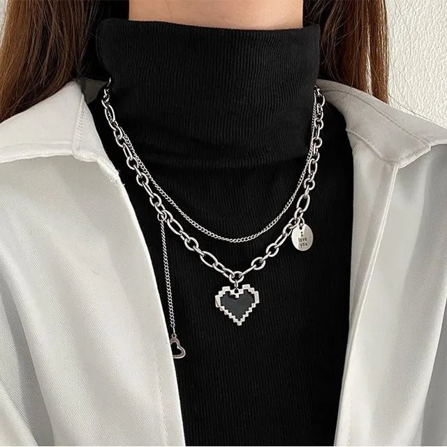 Black Heart Pendant Necklace (Korean Style)