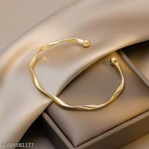 Twisted Wire Gold Bracelet Stylish Minimal Women Jewelry
