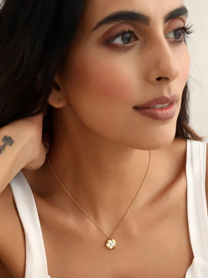 Gold Round Inside Cross Necklace
